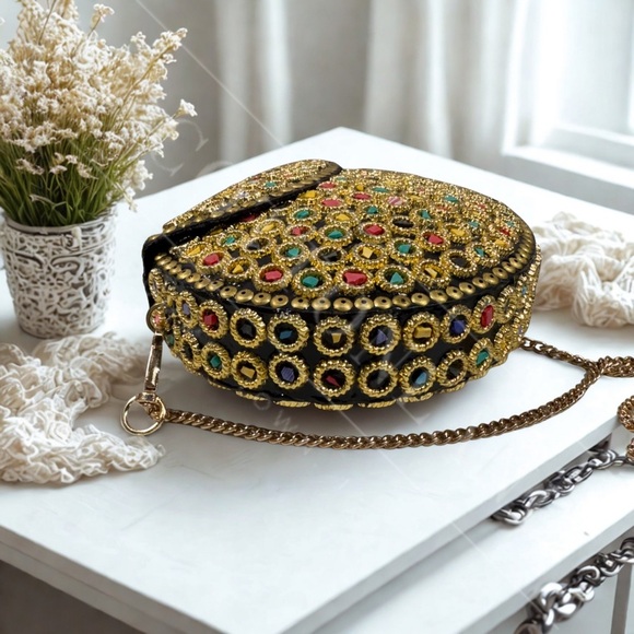 Ramla Atom Hand-Crafted Bag in Gold - Picture 4 of 5